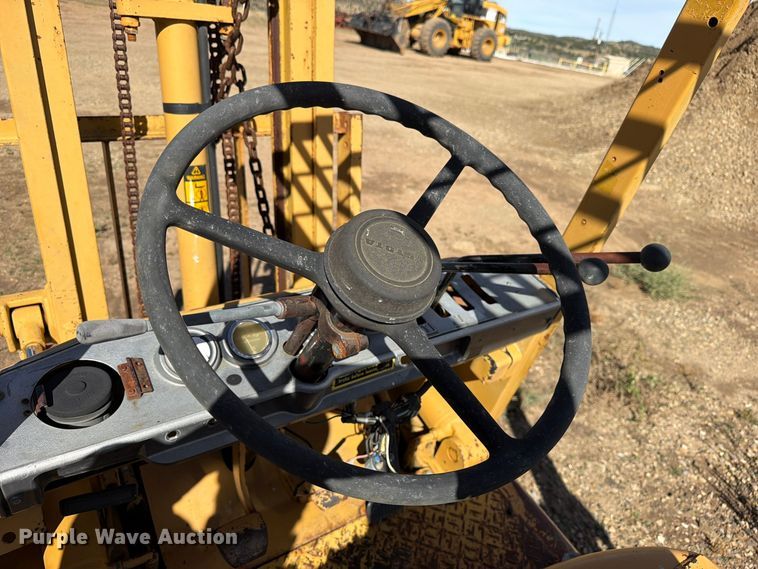 image for item EW1201 1993 Toyota 423FG15 forklift