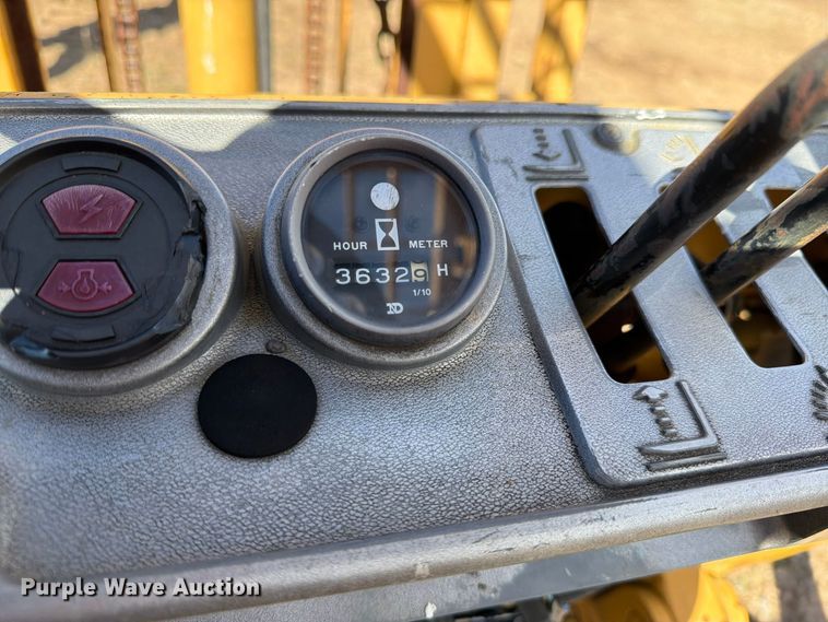image for item EW1201 1993 Toyota 423FG15 forklift