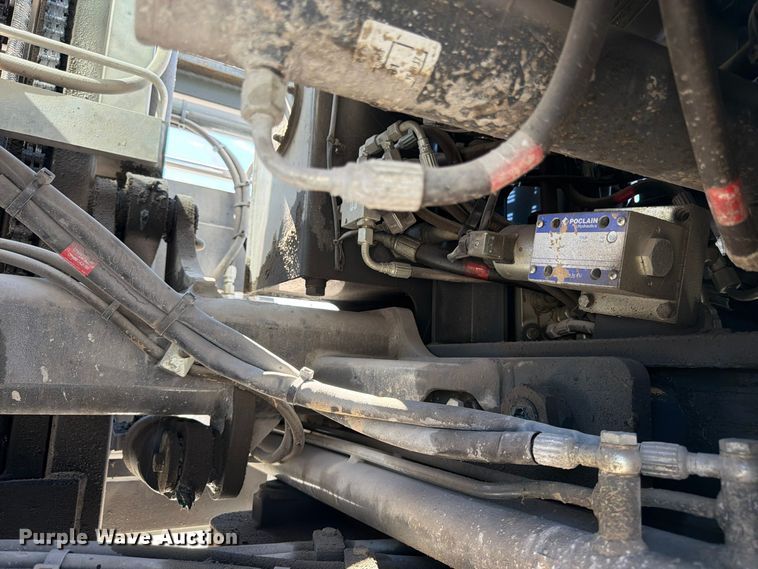 image for item EW5182 2018 Combilift C8000 forklift