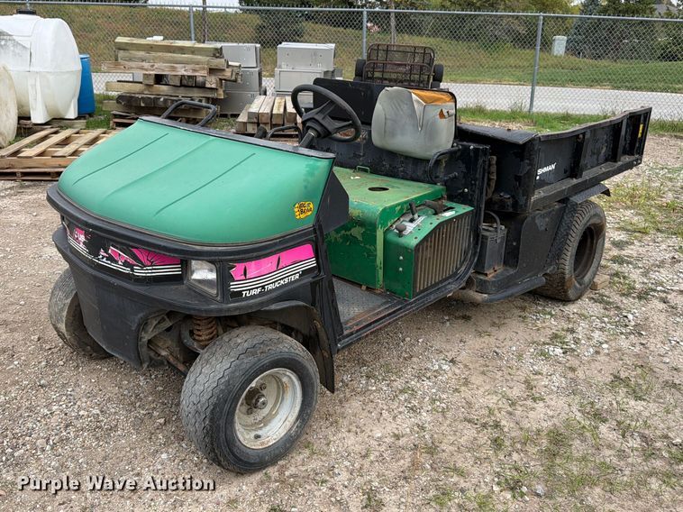 image for item EW5191 1999 Cushman 4W 31 HP Turf utility vehicle