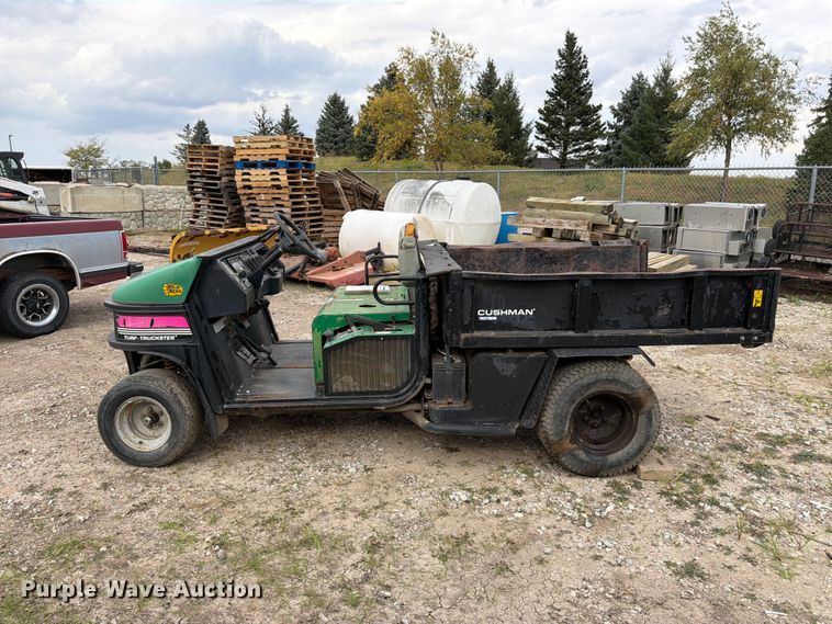 image for item EW5191 1999 Cushman 4W 31 HP Turf utility vehicle