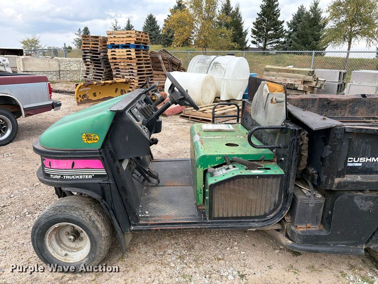 image for item EW5191 1999 Cushman 4W 31 HP Turf utility vehicle
