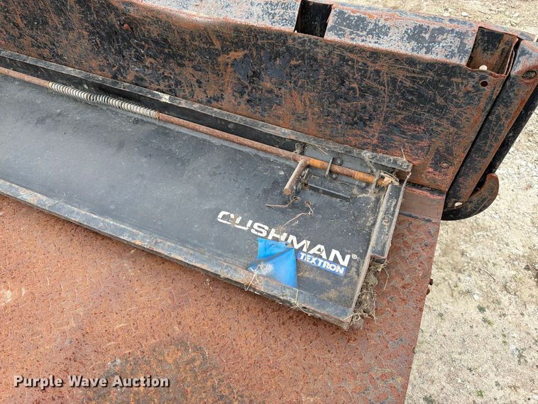 image for item EW5191 1999 Cushman 4W 31 HP Turf utility vehicle