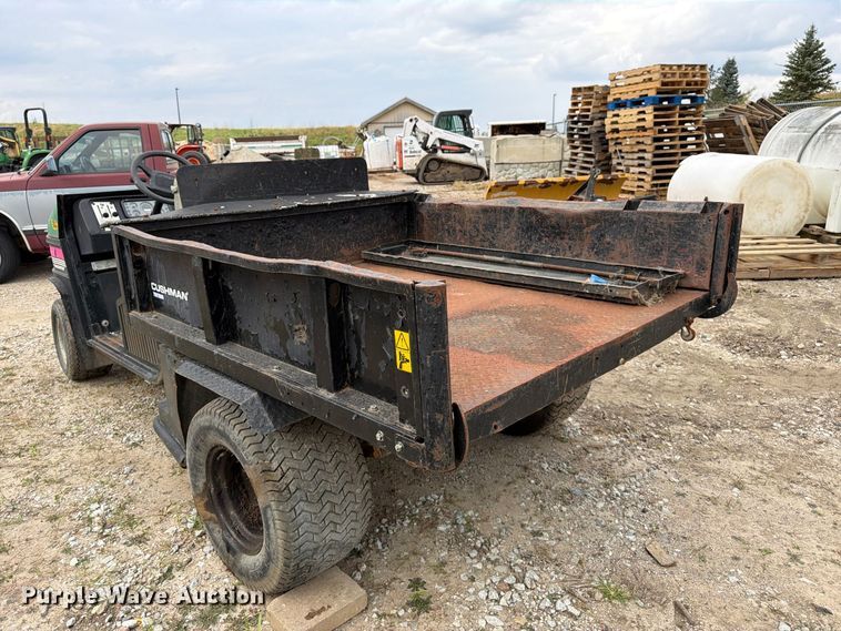 image for item EW5191 1999 Cushman 4W 31 HP Turf utility vehicle