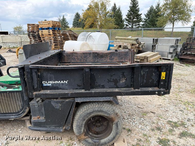 image for item EW5191 1999 Cushman 4W 31 HP Turf utility vehicle