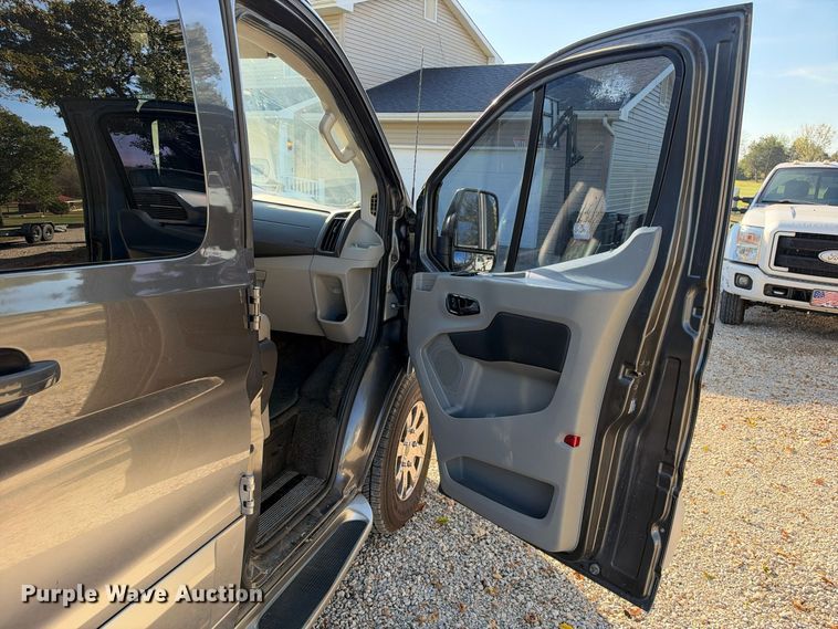 image for item EX1533 2016 Ford Transit 150 handicap accessible van