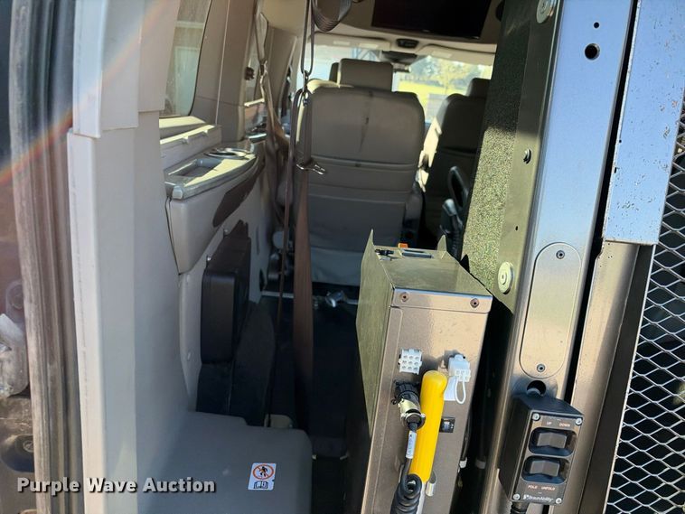 image for item EX1533 2016 Ford Transit 150 handicap accessible van