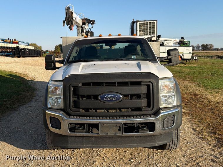image for item EX4672 2016 Ford F550 utility / service truck