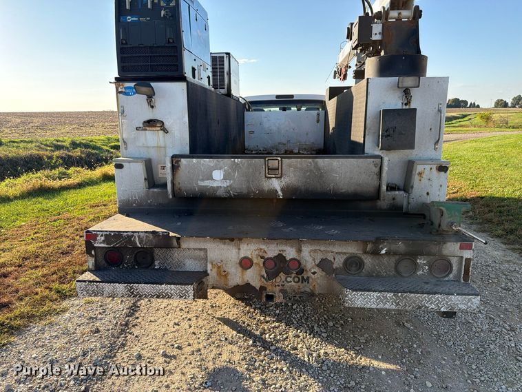 image for item EX4672 2016 Ford F550 utility / service truck