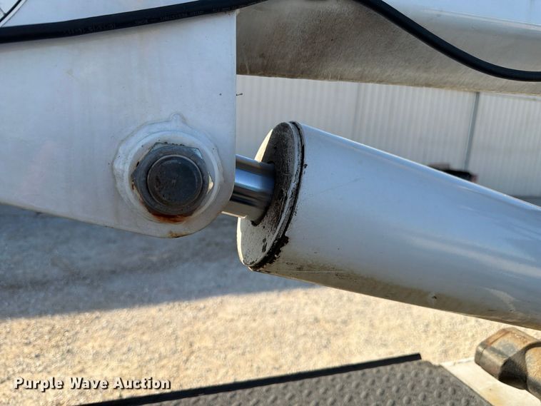 image for item EX4672 2016 Ford F550 utility / service truck