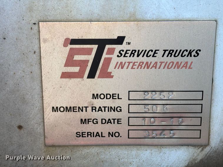 image for item EX4672 2016 Ford F550 utility / service truck