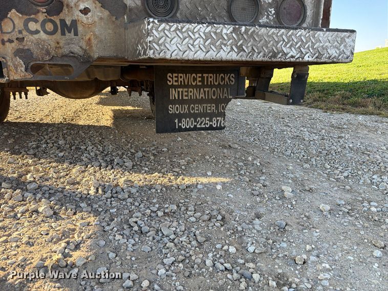 image for item EX4672 2016 Ford F550 utility / service truck