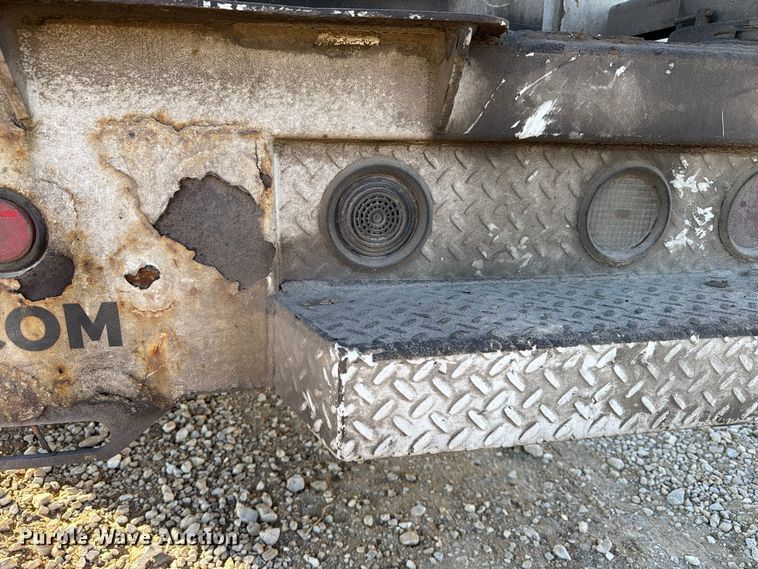 image for item EX4672 2016 Ford F550 utility / service truck