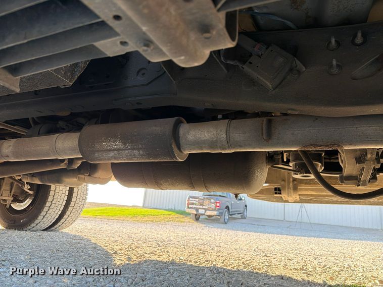 image for item EX4672 2016 Ford F550 utility / service truck