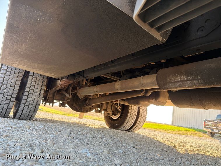 image for item EX4672 2016 Ford F550 utility / service truck