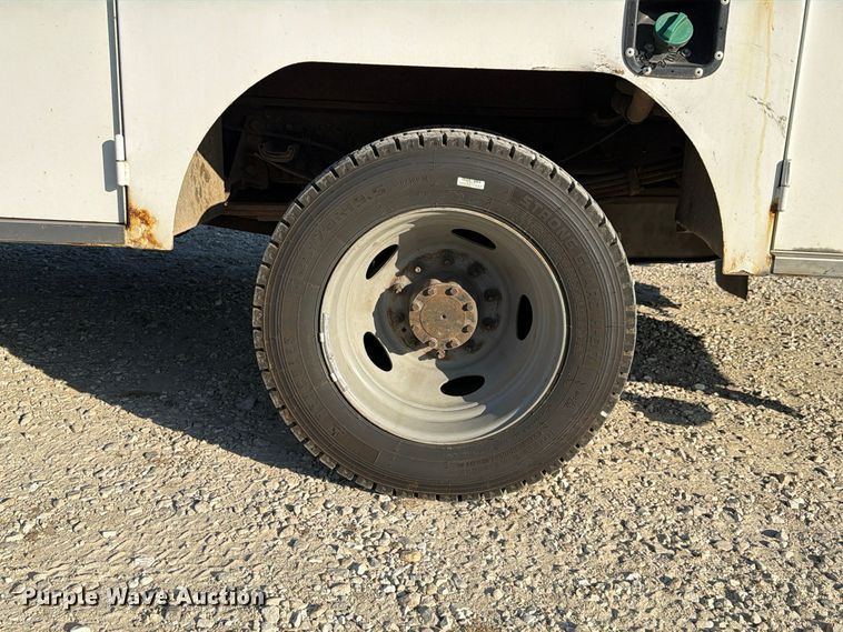 image for item EX4672 2016 Ford F550 utility / service truck