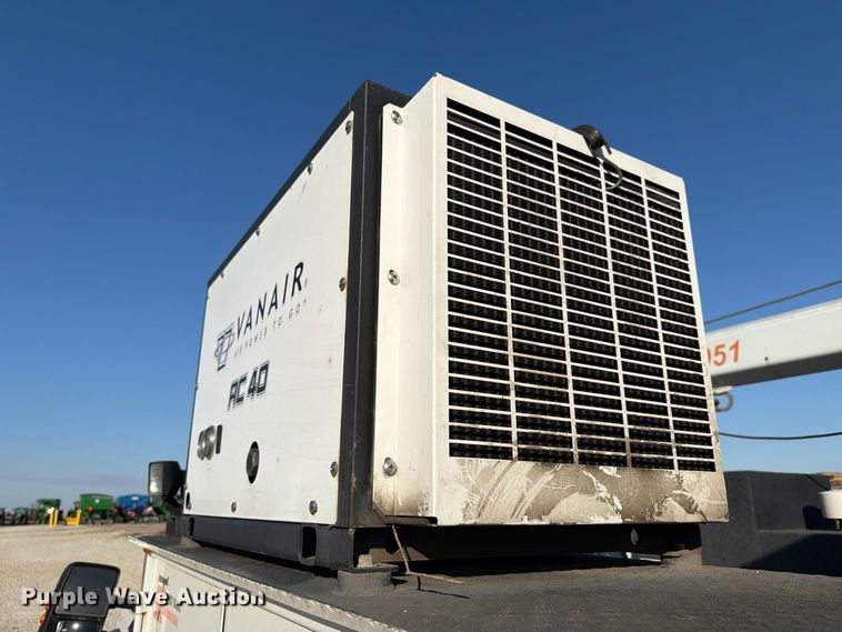 image for item EX4672 2016 Ford F550 utility / service truck
