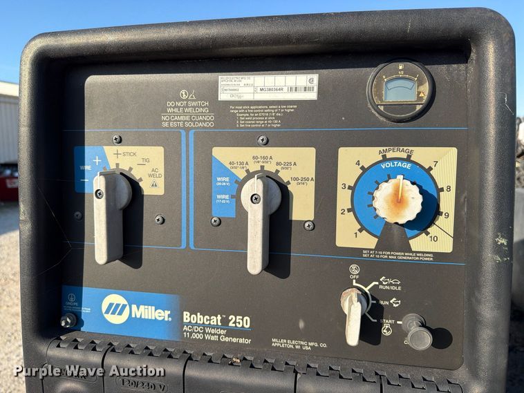 image for item EX4672 2016 Ford F550 utility / service truck