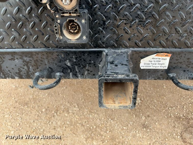 image for item FC0494 2022 Ford F350 Super Duty Crew Cab dump flatbed pickup truck