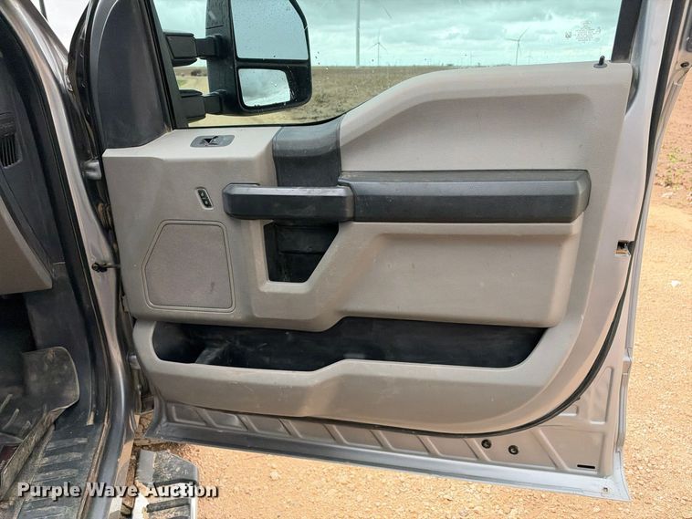 image for item FC0494 2022 Ford F350 Super Duty Crew Cab dump flatbed pickup truck