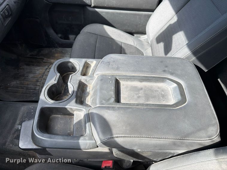 image for item FG0852 2020 Chevrolet Silverado 3500HD utility bed pickup truck