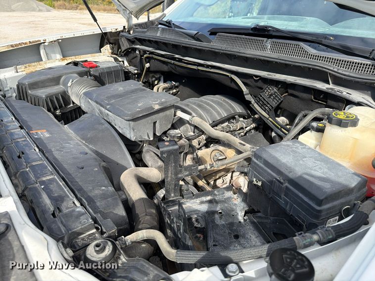 image for item FG0852 2020 Chevrolet Silverado 3500HD utility bed pickup truck