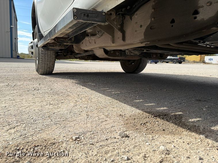image for item FG0852 2020 Chevrolet Silverado 3500HD utility bed pickup truck