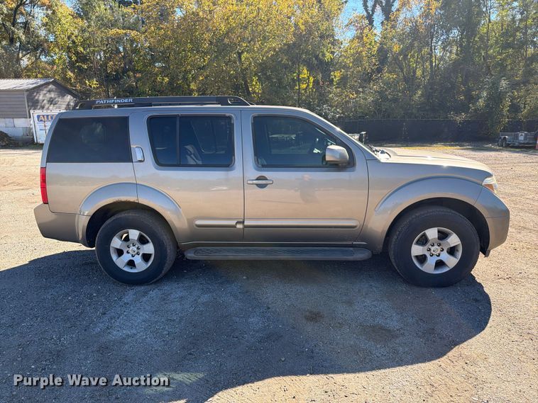 image for item FG3062 2006 Nissan Pathfinder SUV