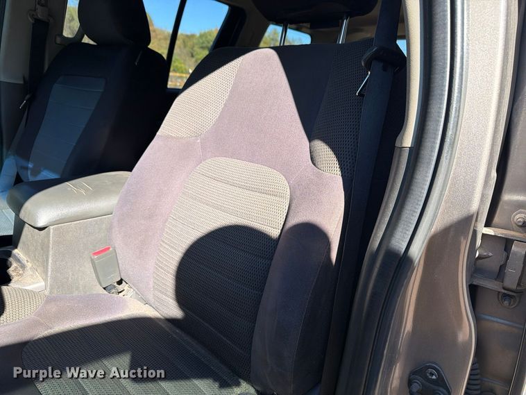 image for item FG3062 2006 Nissan Pathfinder SUV