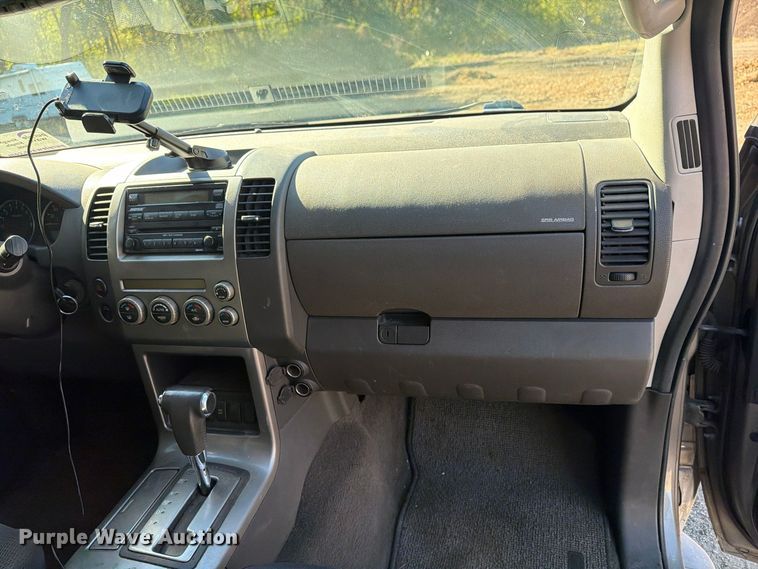 image for item FG3062 2006 Nissan Pathfinder SUV