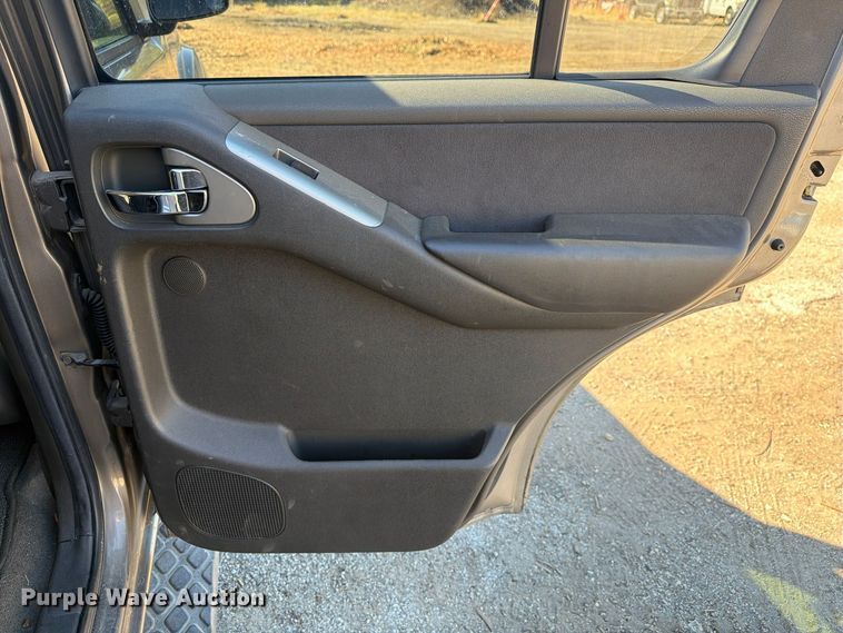 image for item FG3062 2006 Nissan Pathfinder SUV