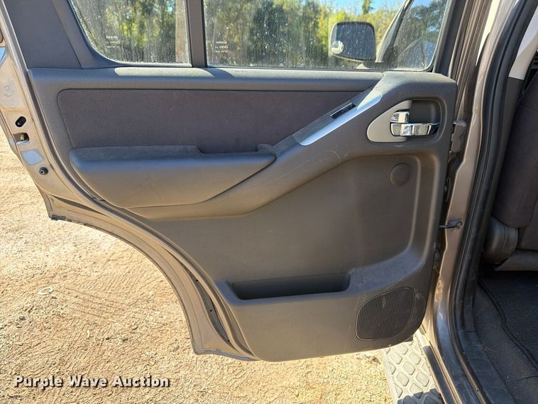 image for item FG3062 2006 Nissan Pathfinder SUV