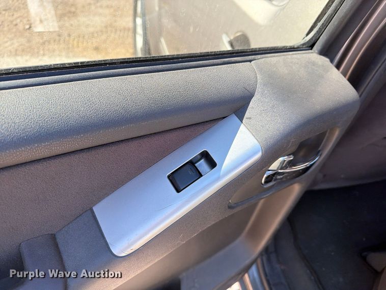 image for item FG3062 2006 Nissan Pathfinder SUV