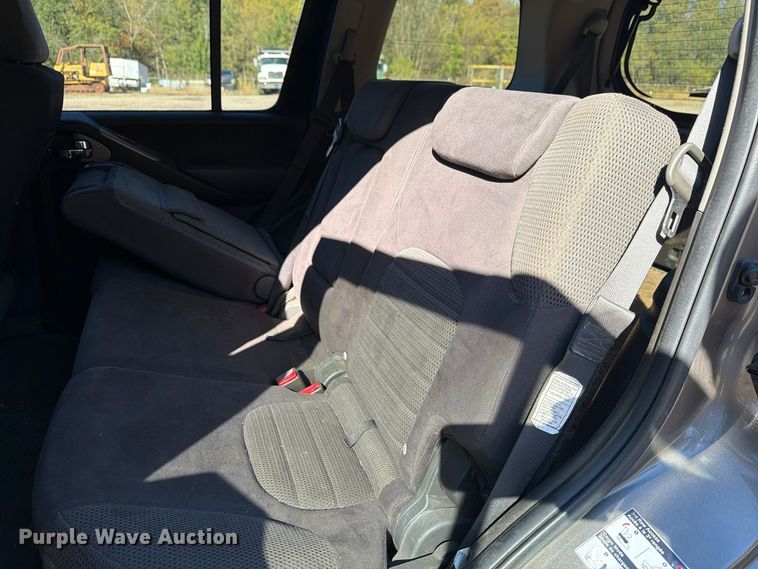 image for item FG3062 2006 Nissan Pathfinder SUV