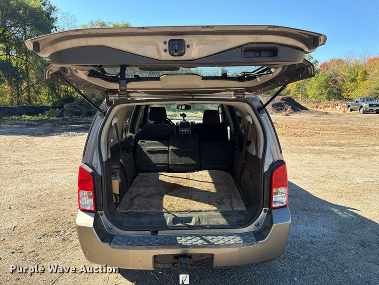 image for item FG3062 2006 Nissan Pathfinder SUV