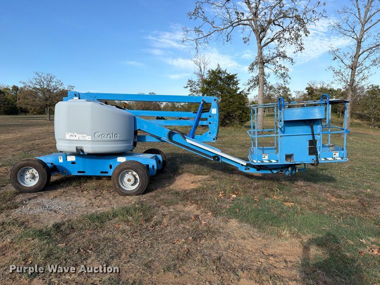 image for item FI0473 1999 Genie Z-45/25 boom lift