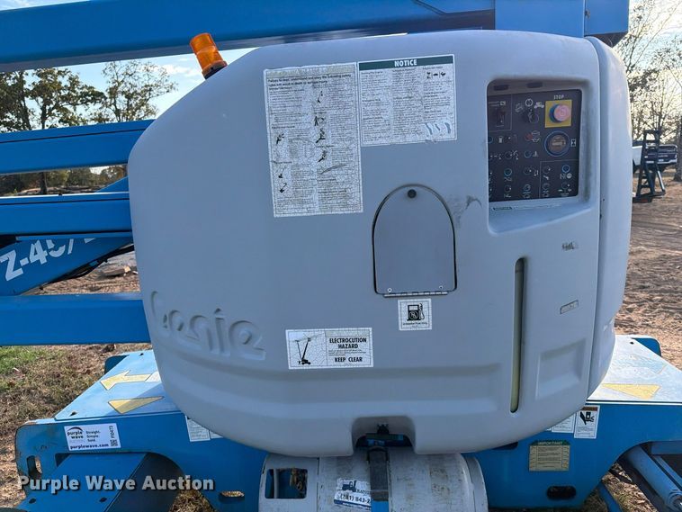 image for item FI0473 1999 Genie Z-45/25 boom lift