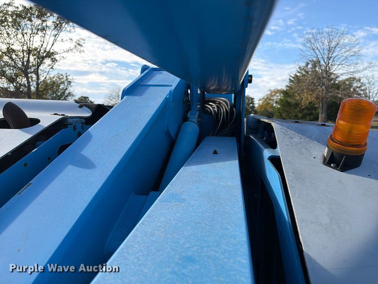 image for item FI0473 1999 Genie Z-45/25 boom lift