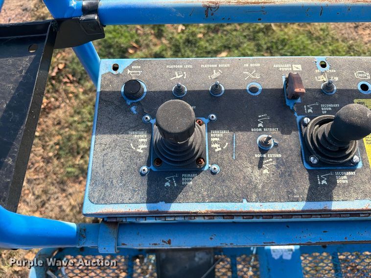 image for item FI0473 1999 Genie Z-45/25 boom lift