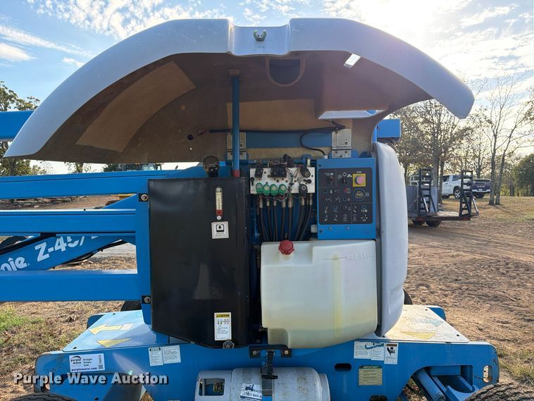 image for item FI0473 1999 Genie Z-45/25 boom lift