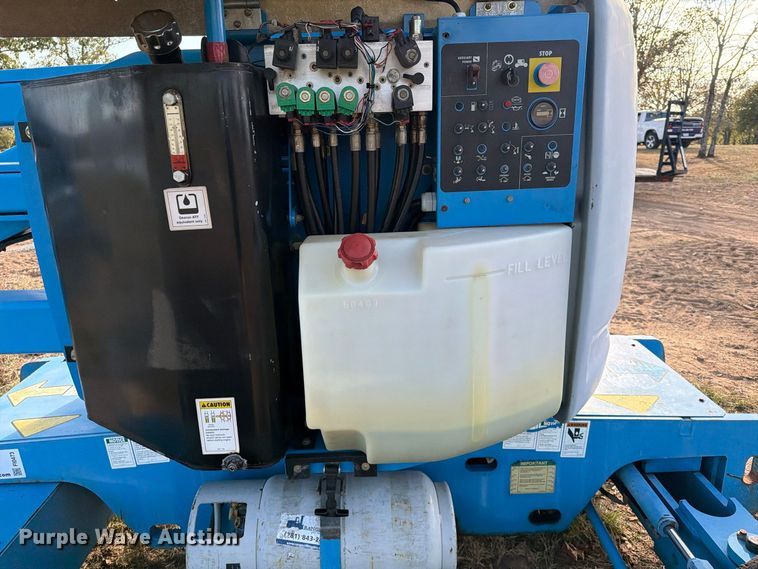 image for item FI0473 1999 Genie Z-45/25 boom lift