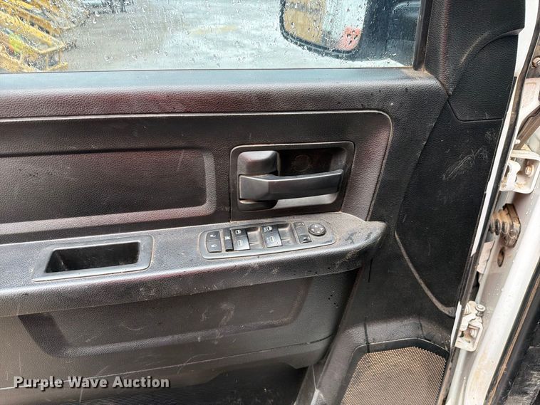 image for item FI2079 2021 RAM 1500 Ext. Cab pickup truck