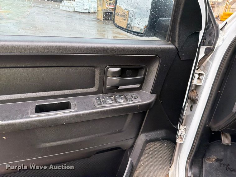 image for item FI2081 2021 RAM 1500 Ext. Cab pickup truck