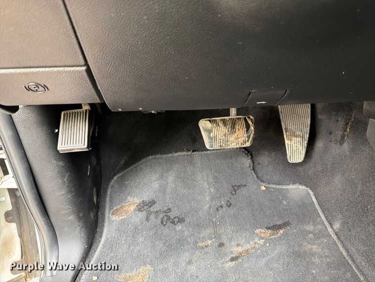 image for item FI2081 2021 RAM 1500 Ext. Cab pickup truck