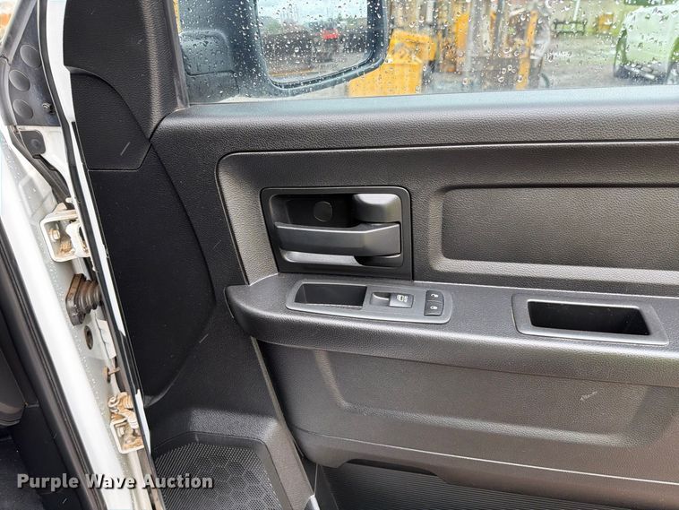 image for item FI2081 2021 RAM 1500 Ext. Cab pickup truck