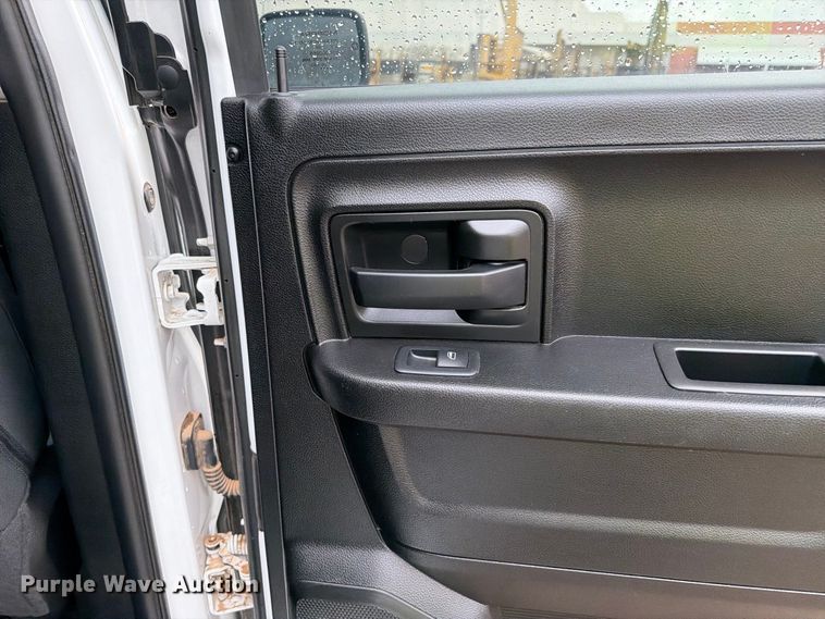 image for item FI2081 2021 RAM 1500 Ext. Cab pickup truck