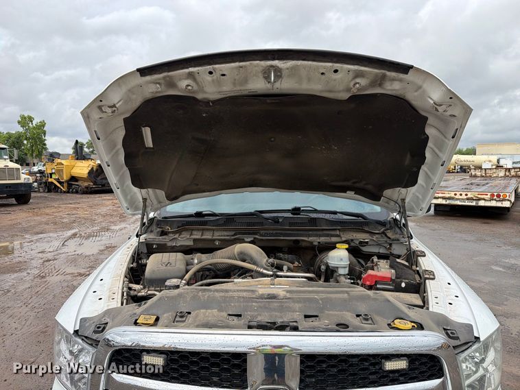 image for item FI2081 2021 RAM 1500 Ext. Cab pickup truck