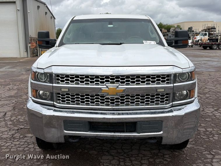 image for item FI2082 2019 Chevrolet Silverado 2500HD Ext. Cab pickup truck