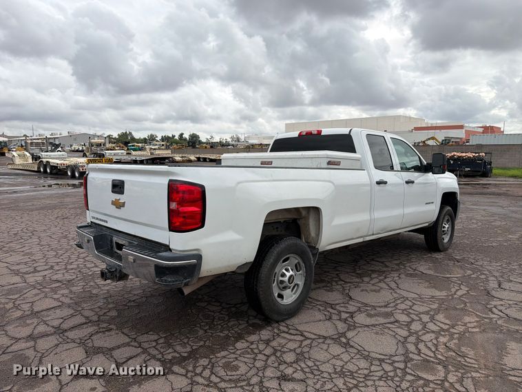 image for item FI2082 2019 Chevrolet Silverado 2500HD Ext. Cab pickup truck