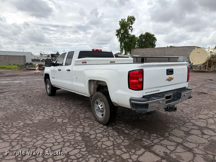 image for item FI2082 2019 Chevrolet Silverado 2500HD Ext. Cab pickup truck